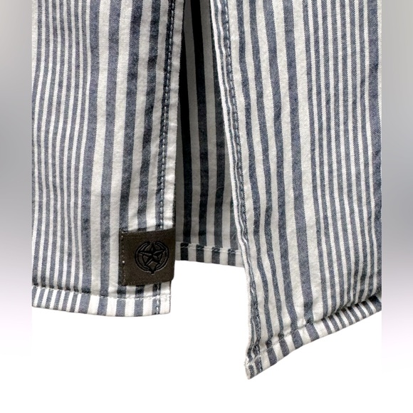 Banana Republic Untucked slim fit long sleeve button down shirt, stripes, small - Picture 5 of 7